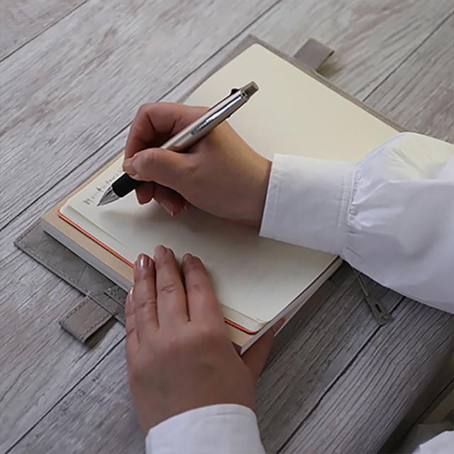 A5サイズのノートを収納