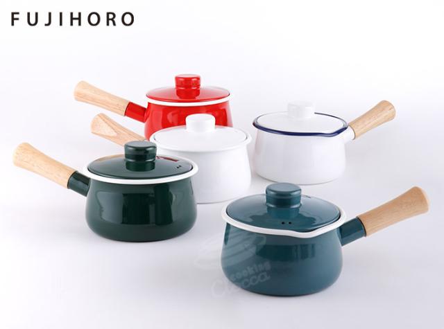 様々な用途に使えるベーシックな蓋付きミルクパン