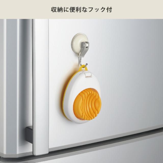 収納に便利なフック付き