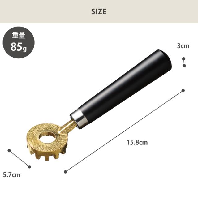 燕三条の職人の手で金具を一本一本丁寧に磨き上げ、仕上げています