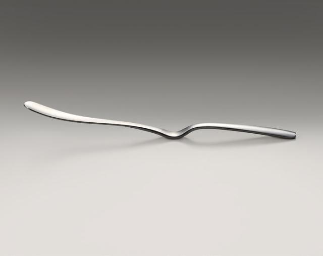 先端が浮くので、ジャムでテーブルが汚れません