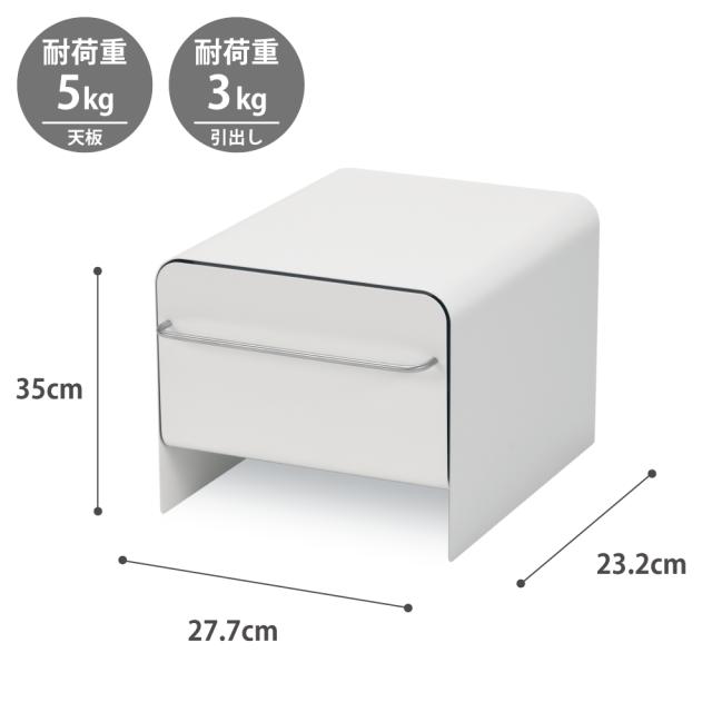 コンパクトながら、食パンやコーヒー・紅茶、お菓子など、いろんなものをスッキリ収納