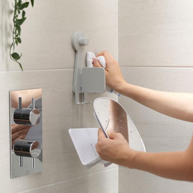 シェルフ部分はホルダーから取り外しできお手入れも簡単