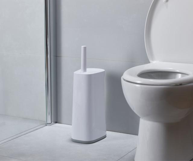 裏を向ければボトルが見えず、すっきりと収納できます