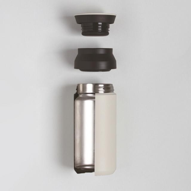 ボトル本体は錆びにくく耐久性に優れた18-8ステンレスを採用