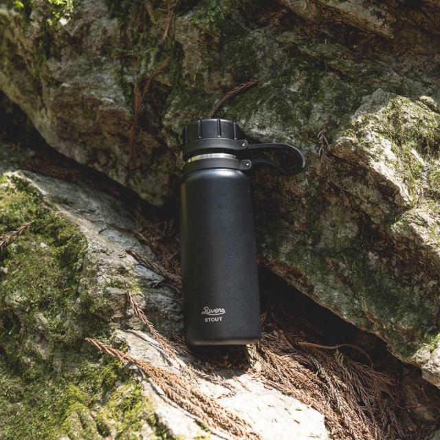 頑丈でアウトドアにも最適