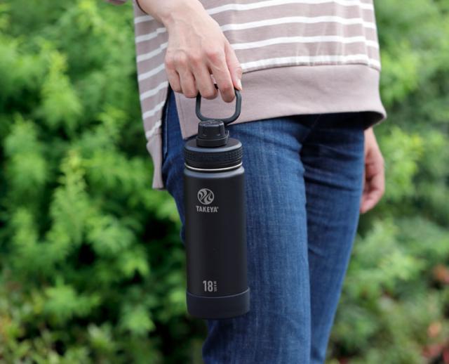 アクティブシーンで使いやすい、保冷専用のステンレスボトル