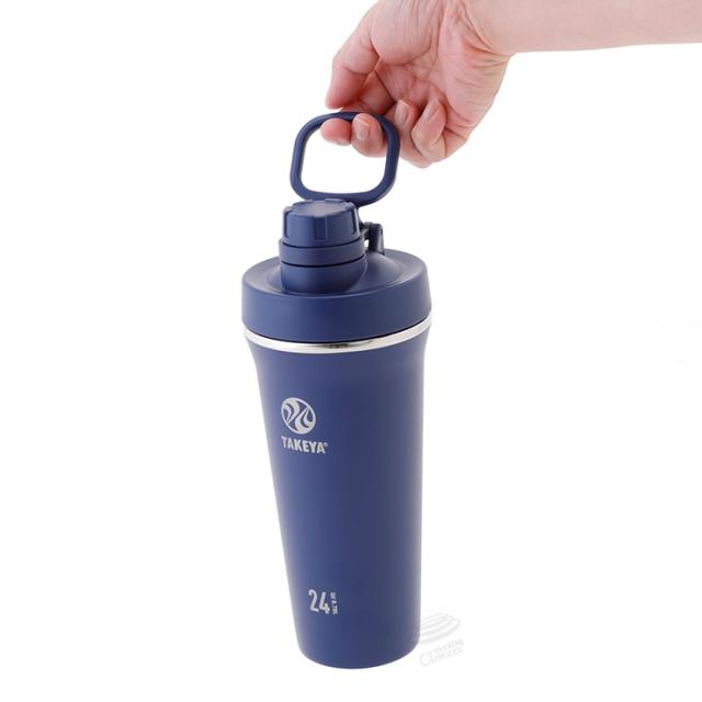 持ち運びに便利なキャリーハンドル付き