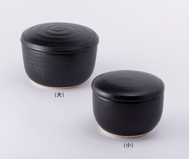 黒おひつ大は約2合、小は約1合のご飯が入ります