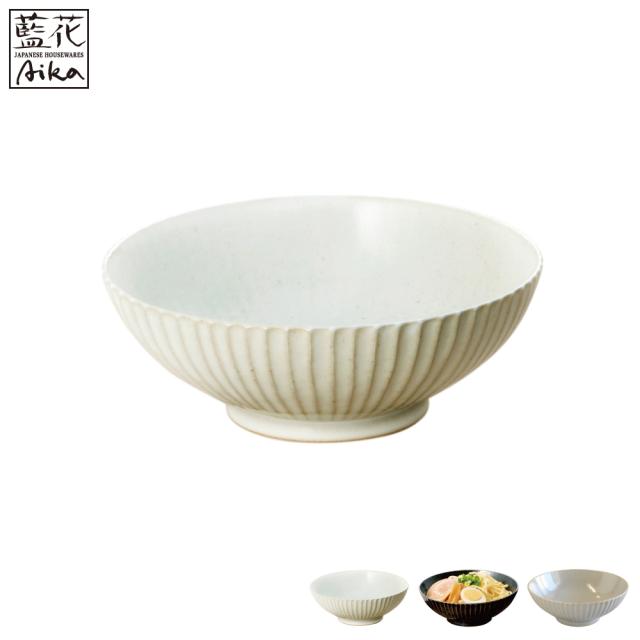 サイズとカラーを組み合わせれば食卓の幅がぐっと広がります