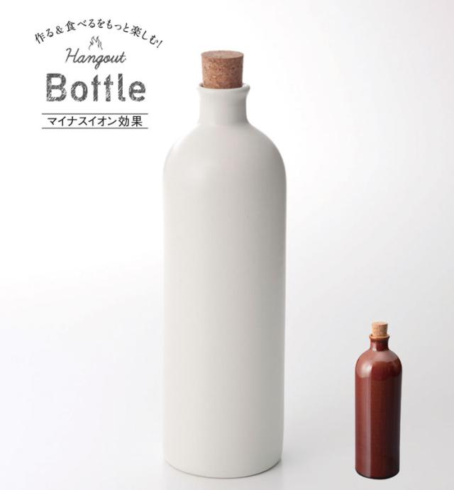 マイナスイオンとラジウム効果で酒類や水をまろやかにする信楽焼のボトル