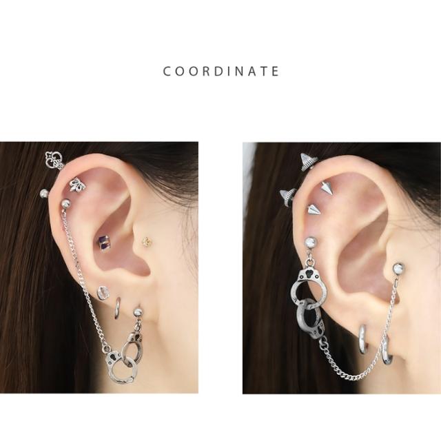 ホールとホールを渡るチェーン