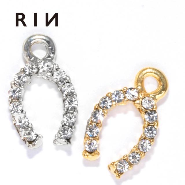 おしゃれなジュエルチャーム