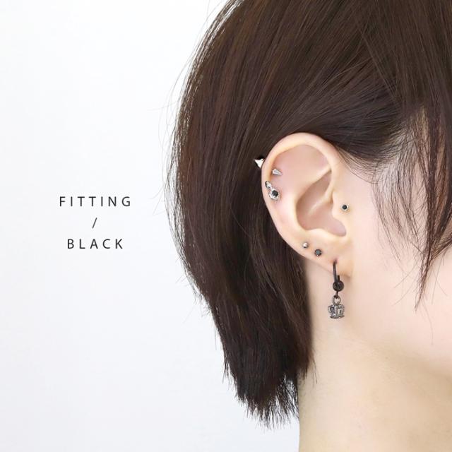 ジュエルを抱いたデザインがおしゃれ