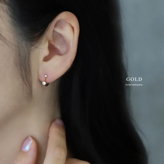 ジュエルがキラリ　シンプルリングピアス