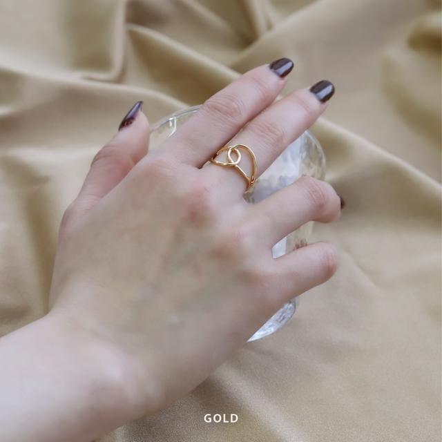 洗練されたゆびわ