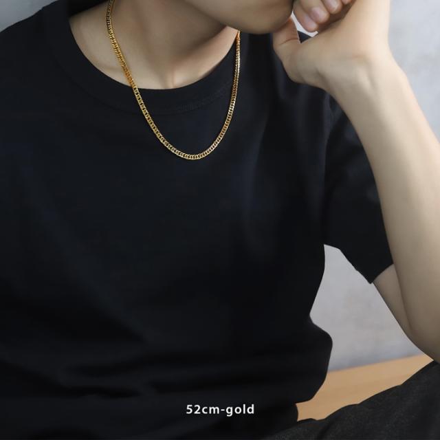 重厚感のある4.5mm幅