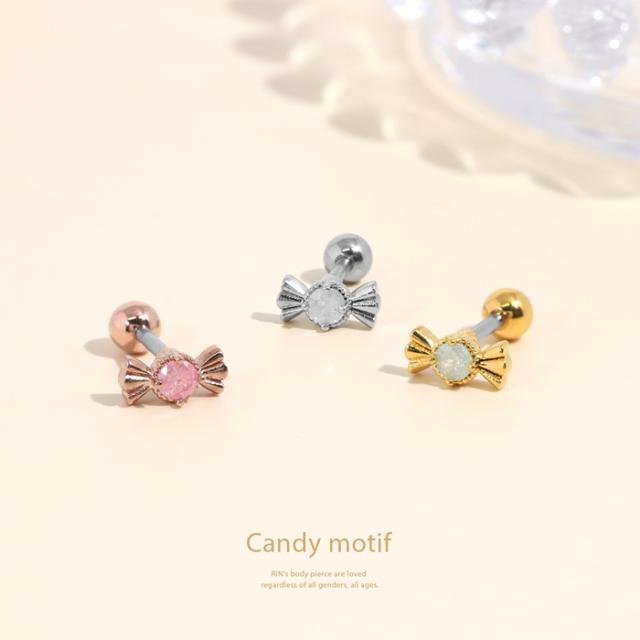 ジュエルが輝くお菓子ピアス