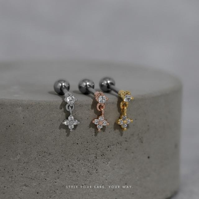 上品なデザインのピアス