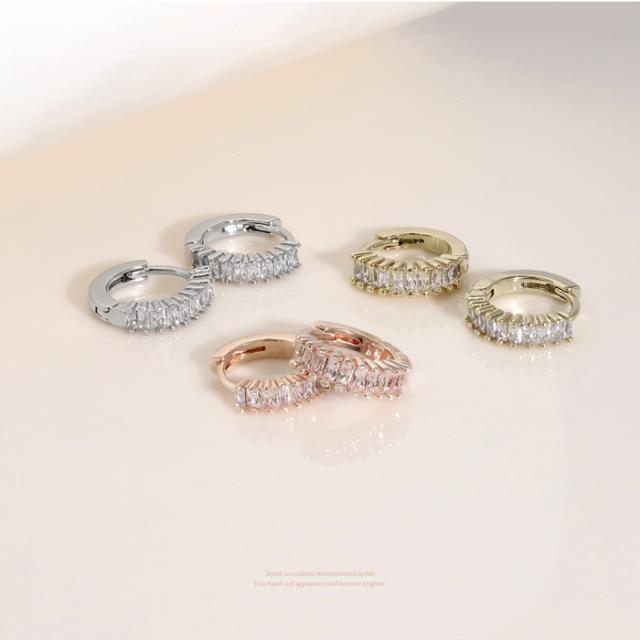 ジュエルフープピアス