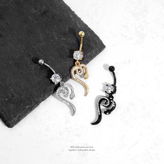 スタイリッシュ軟骨ピアス