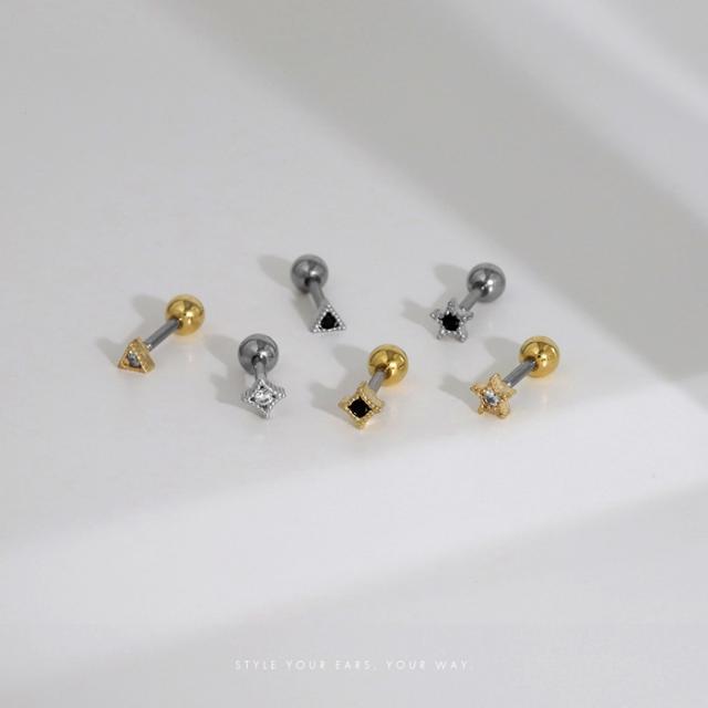 繊細なストーンの輝き ジュエル
