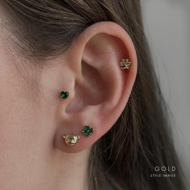 シャフトはサージカルステンレス素材