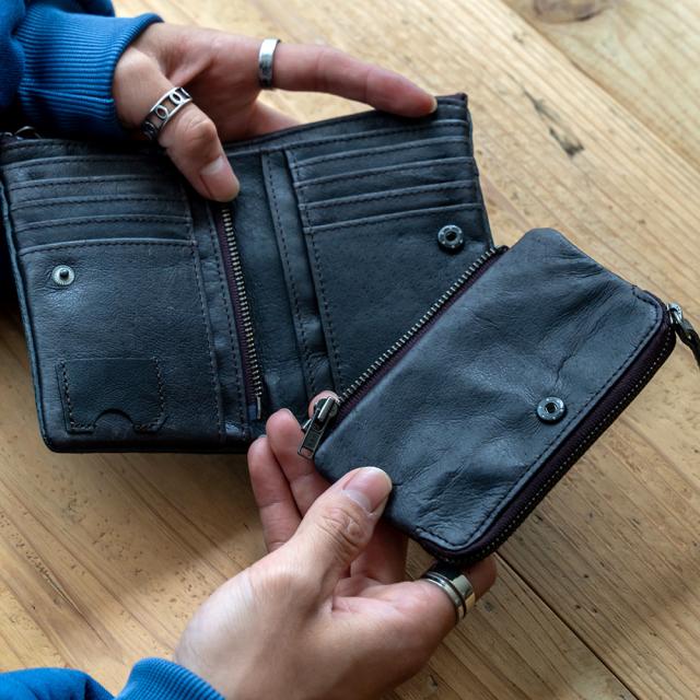 DEVICE Work 二つ折り財布 