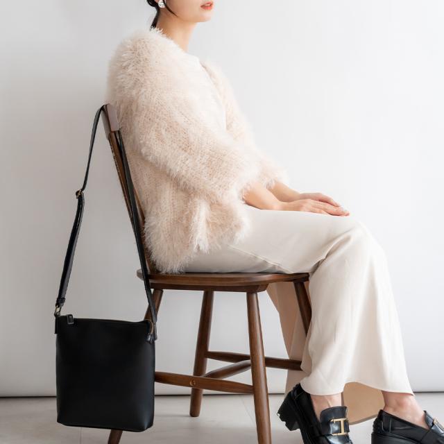 DEVICE フェイクレザー ゴールドカラー ショルダーバッグ