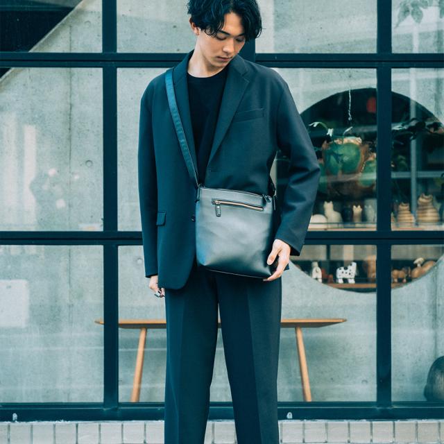 DEVICE フェイクレザー ゴールドカラー ショルダーバッグ