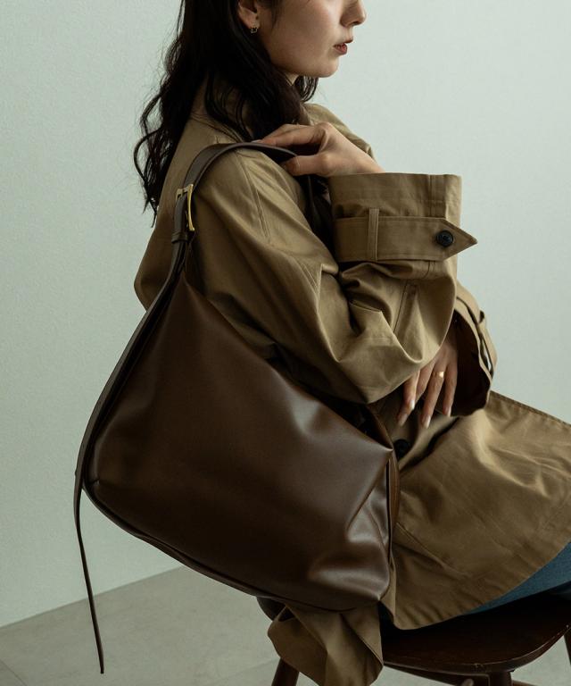 DEVICE PU ゴールドファスナー ショルダーバッグ