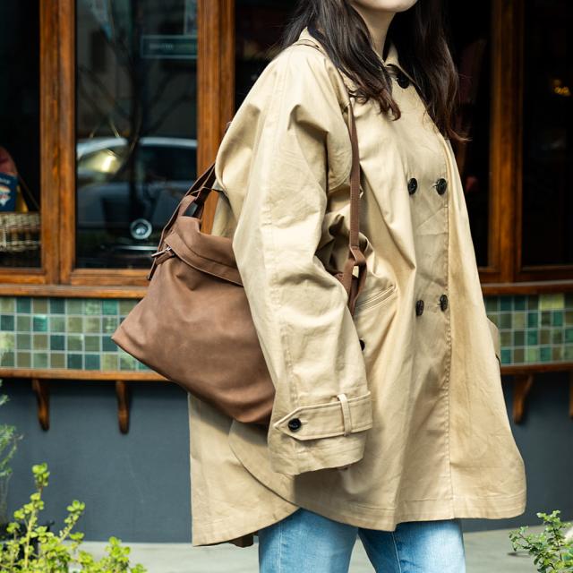 シャロ—フラップ ショルダーバッグ