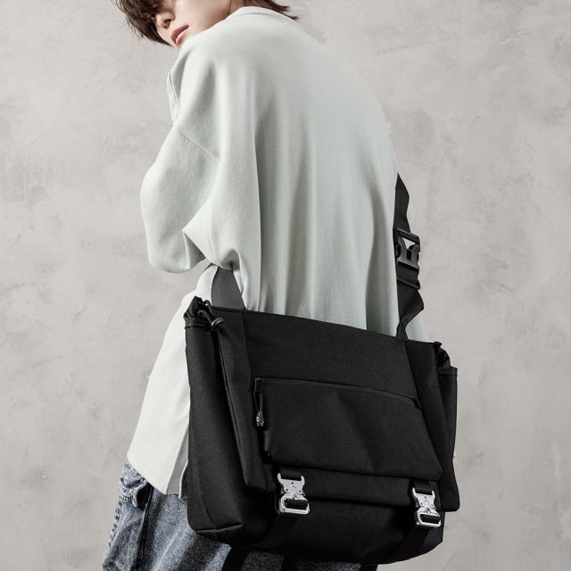 DEVICE×犬飼京 ダブルバックル メッセンジャーバッグ 