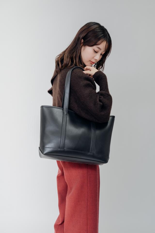 DEVICE＋ フェイクレザー シックデザイントートバッグ