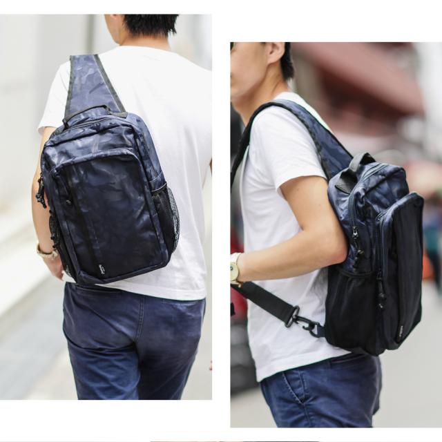 Rename board メガボディバッグ