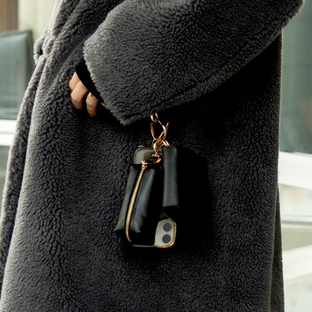 Rename 本革 マルチ ポーチ 