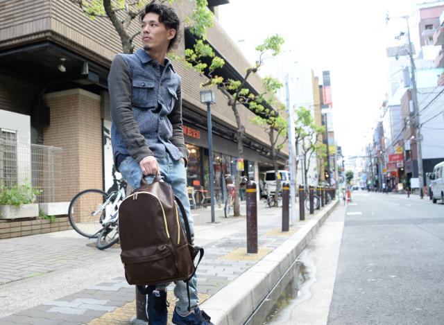 Rename スクエア リュック