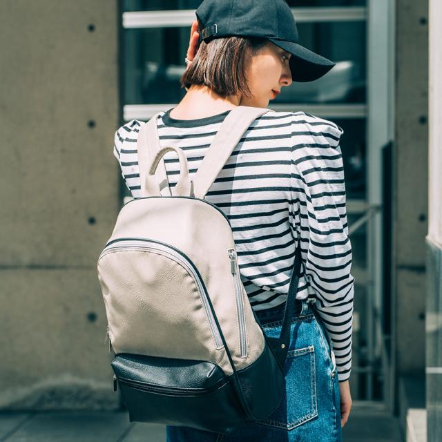 Rename スクエア リュック