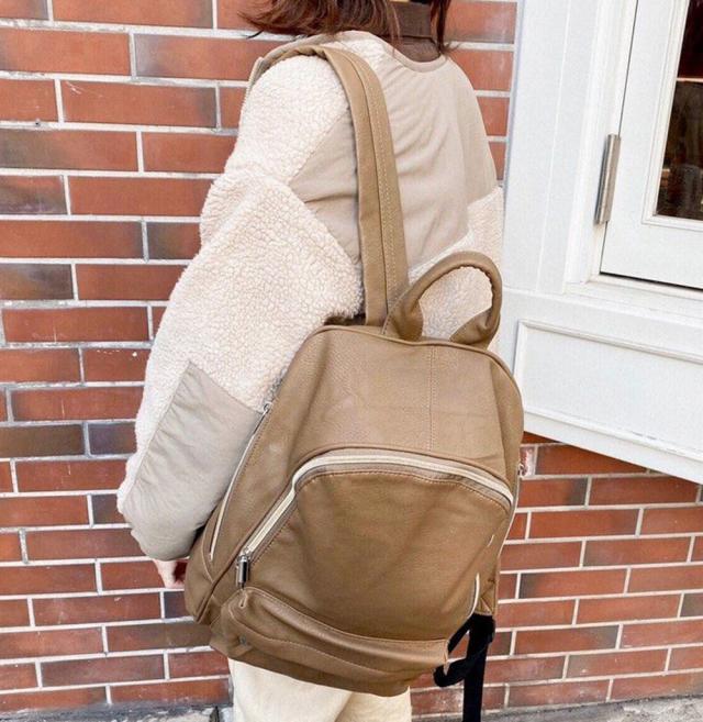 Rename スクエア リュック