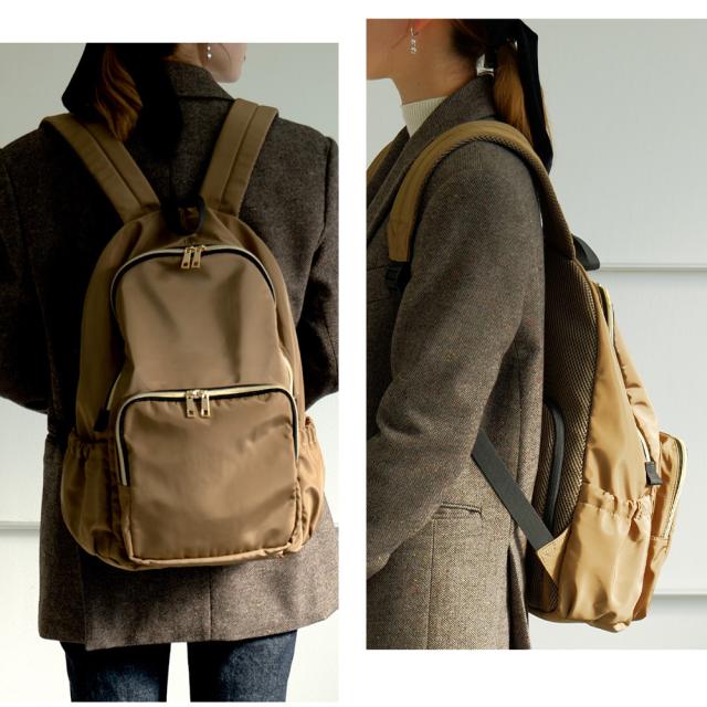 Rename ゴールドファスナーマルチポケット デイバッグ 