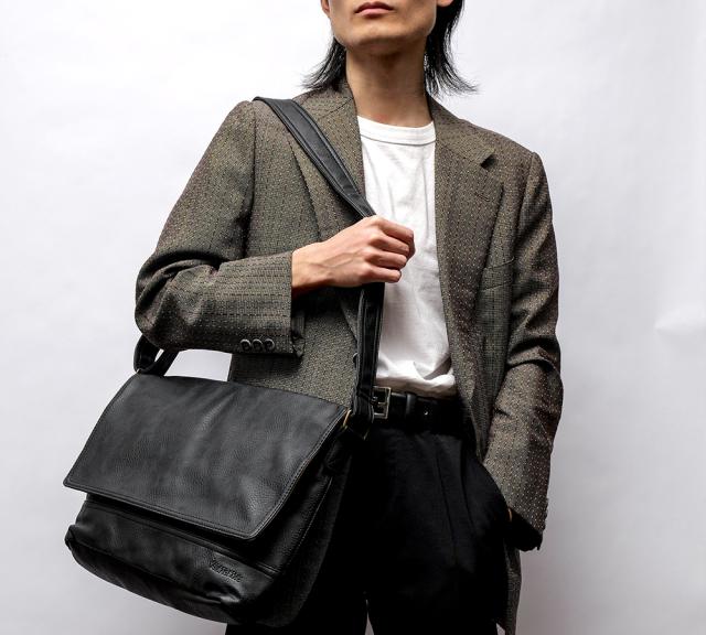 Rename roots ショルダーバッグ