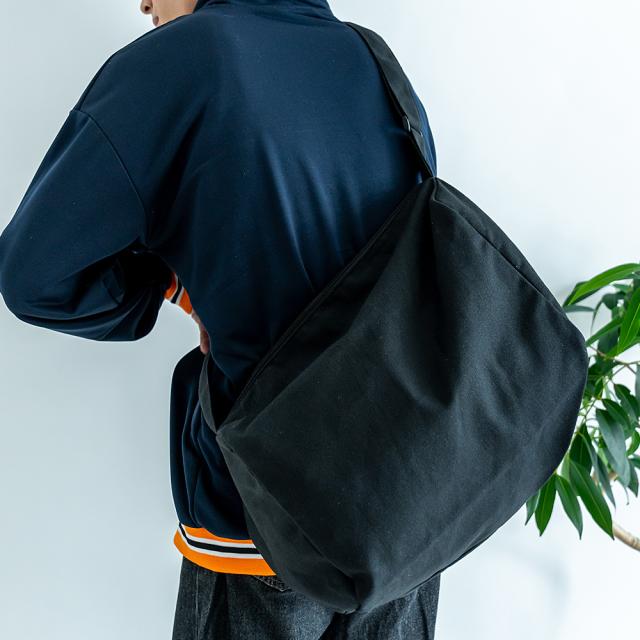 Rename キャンバス ショルダーバッグ