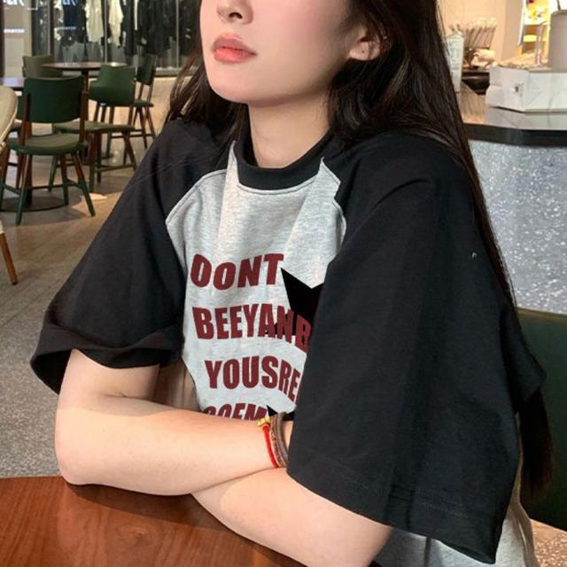 猫ミーム キャット Y2K ロゴ グラフィック ルーズ ラグラン Tシャツ