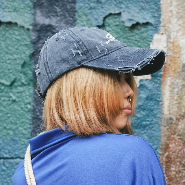 ダメージ 刺繍 ロゴ ベースボール キャップ