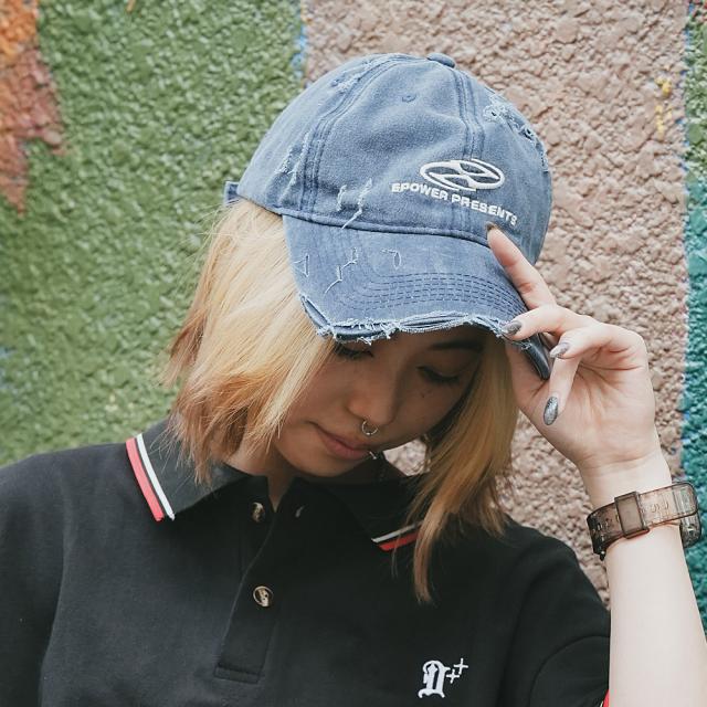 ダメージ 刺繍 ロゴ ベースボール キャップ