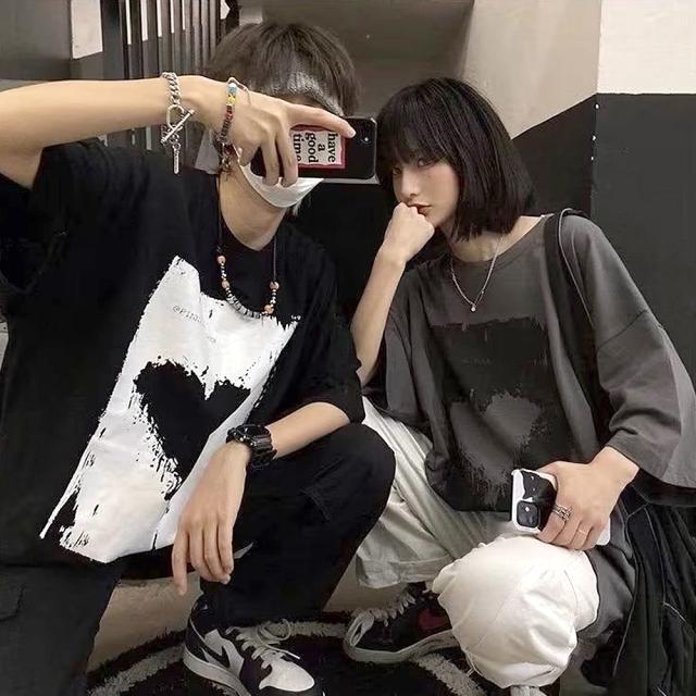 ヴィンテージライク ハート プリント 古着風 半袖 ビッグシルエット Tシャツ