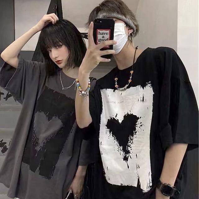 ヴィンテージライク ハート プリント 古着風 半袖 ビッグシルエット Tシャツ