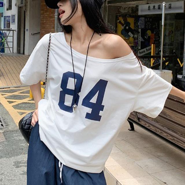 オフショルダー Tシャツ