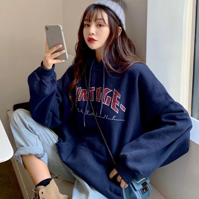 レッドカラーフロントロゴ オーバーサイズ フーディ パーカー