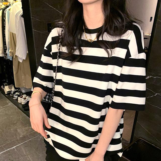 ビッグシルエット オーバー ボーダーTシャツ